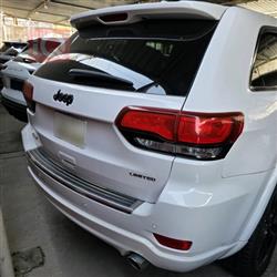 جیپ گراند شیرۆکی